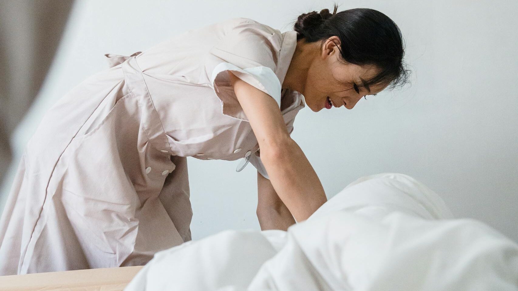 Understanding the Meaning of Being a Matron in Dreams: Symbolism and Insights 1 Understanding the Meaning of Being a Matron in Dreams: Symbolism and Insights