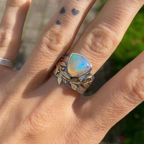 Explore Stunning Moonstone Jewelry for Sale – Affordable & Elegant 1 Explore Stunning Moonstone Jewelry for Sale – Affordable & Elegant