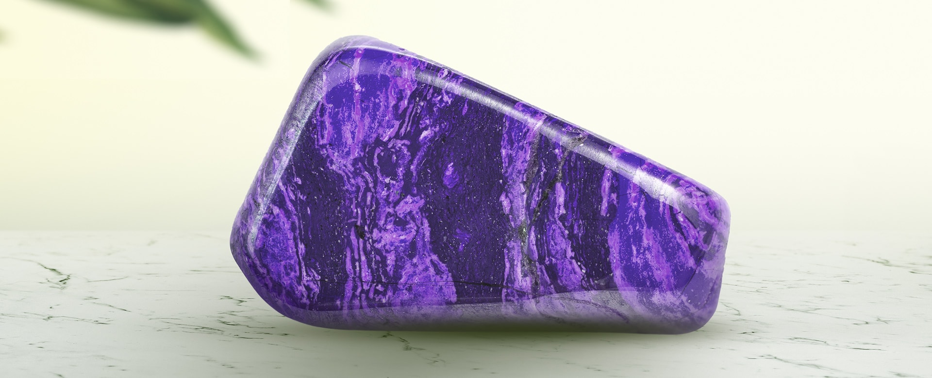Discover the Meaning of Purple Jasper Stone: Benefits and Uses 1 Discover the Meaning of Purple Jasper Stone: Benefits and Uses