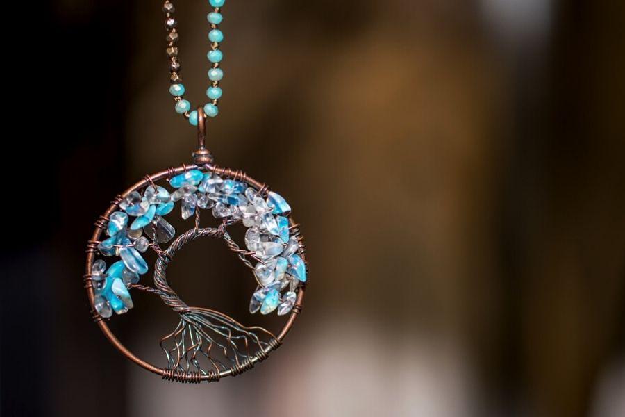 Discover the Spiritual Significance of Tree of Life Jewelry 3 Discover the Spiritual Significance of Tree of Life Jewelry