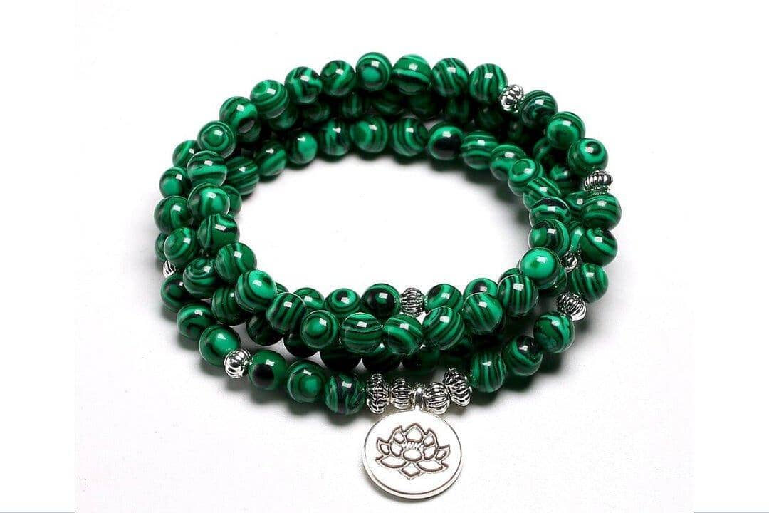 The Deep Meaning Behind Green Bead Bracelets: From Luck to Emotional Balance 2 The Deep Meaning Behind Green Bead Bracelets: From Luck to Emotional Balance