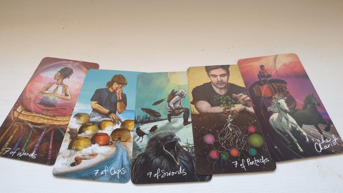 Learn about the sevens in tarot: how to understand their energy today. 1 Learn about the sevens in tarot: how to understand their energy today.