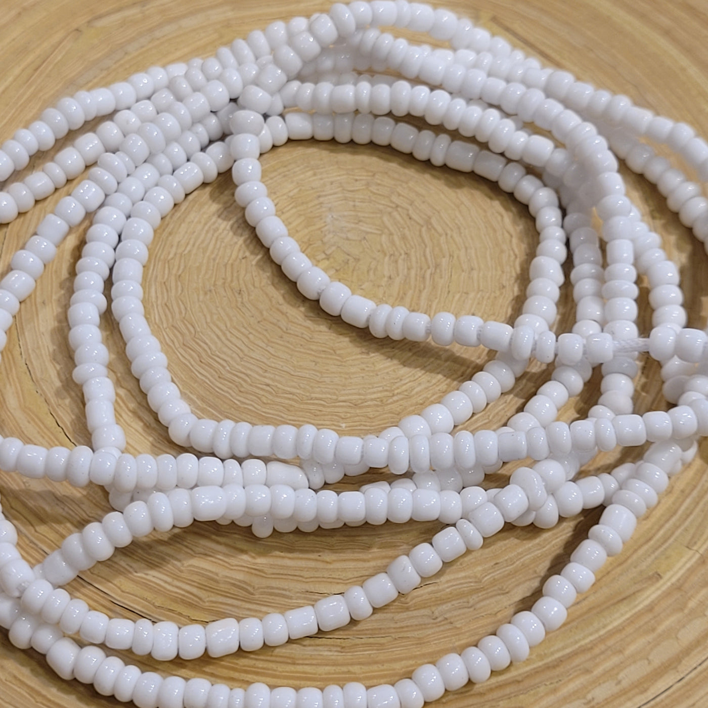 Unlocking the White Waist Beads Meaning: Beauty and Power 1 Unlocking the White Waist Beads Meaning: Beauty and Power