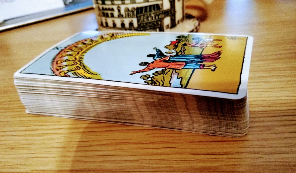 Understanding the Bottom of the Deck in Tarot Readings 2 Understanding the Bottom of the Deck in Tarot Readings