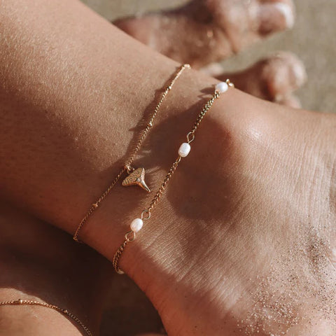Spiritual Meaning of Bracelet: Unlocking the Secrets to Choose the Right One for You! 2 Spiritual Meaning of Bracelet: Unlocking the Secrets to Choose the Right One for You!