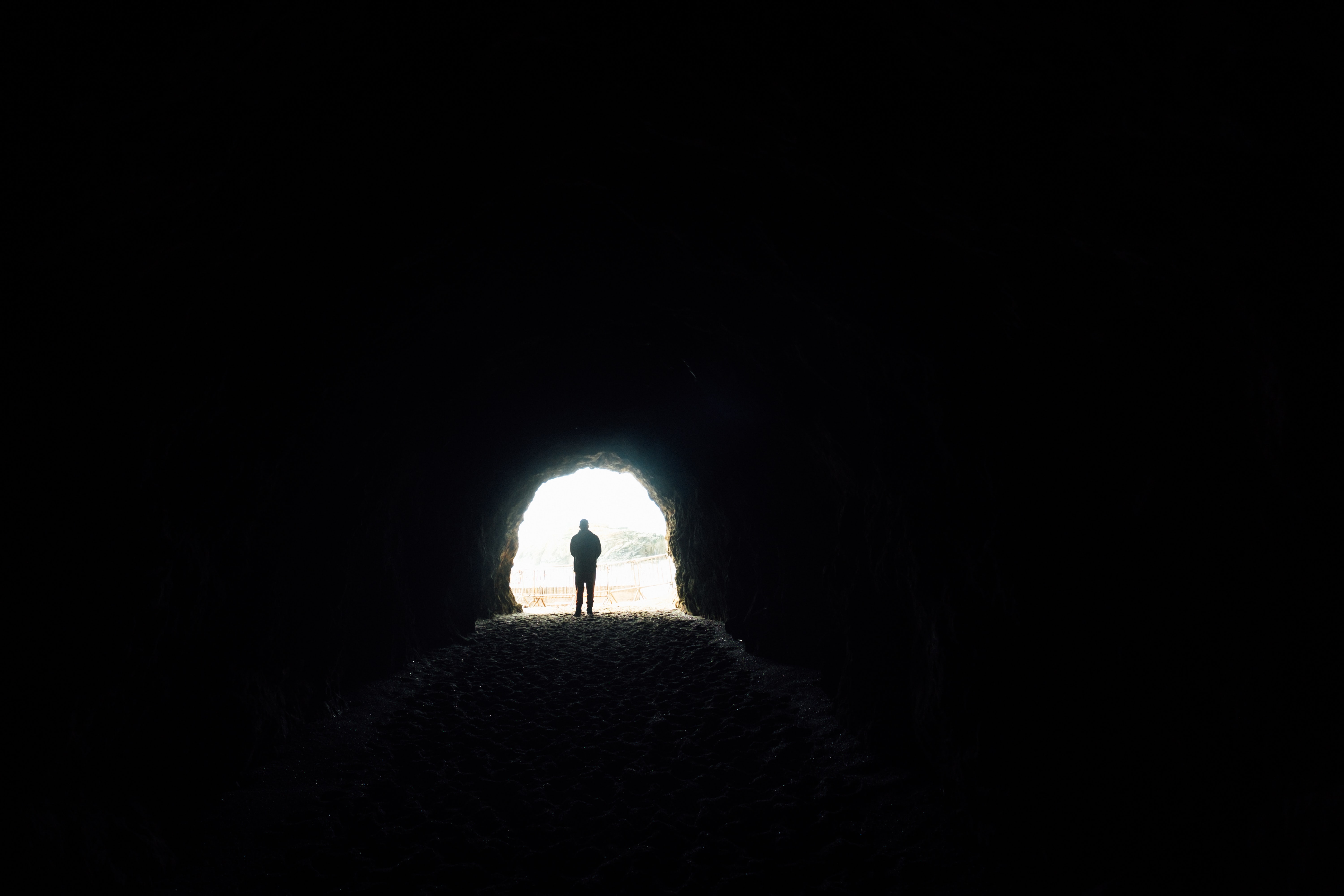 Decoding cave dream meaning: Learn what your dreams are trying to say! 2 Decoding cave dream meaning: Learn what your dreams are trying to say!