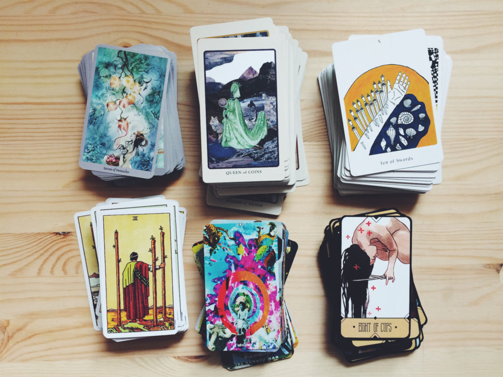 Authentic Tarot Cards - What to Look for When Buying? Get the Inside Scoop! 2 Authentic Tarot Cards - What to Look for When Buying? Get the Inside Scoop!